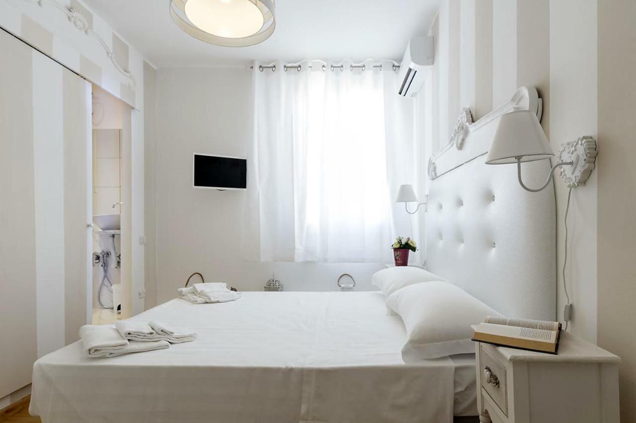 Hotel Domus Karalis Cagliari Exterior foto